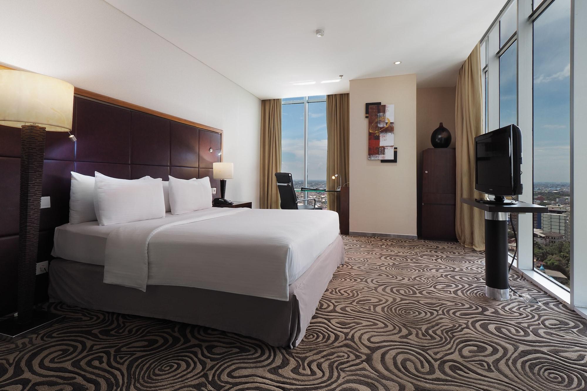 Cambridge Hotel Медан Экстерьер фото