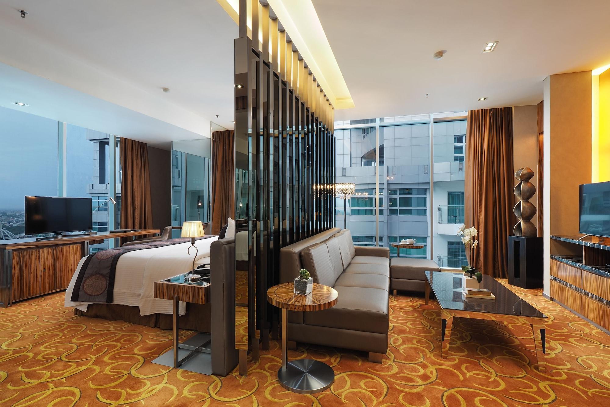 Cambridge Hotel Медан Экстерьер фото