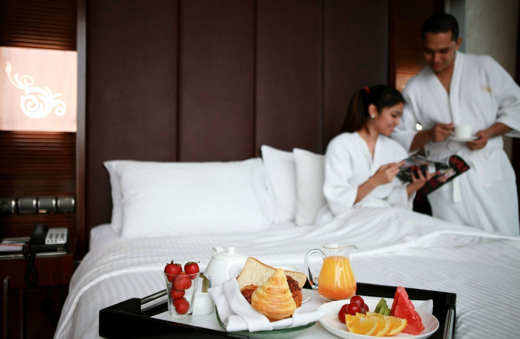 Cambridge Hotel Медан Экстерьер фото